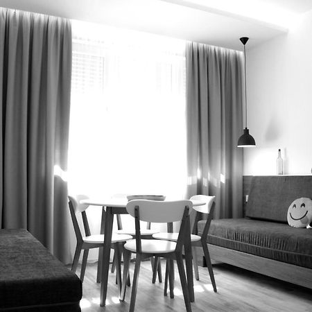 Urban Rooms Тирана Екстериор снимка