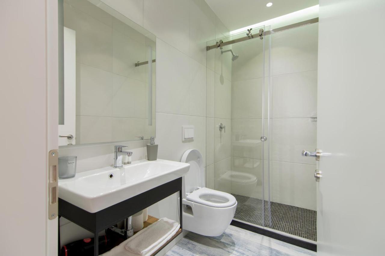 Urban Rooms Тирана Екстериор снимка