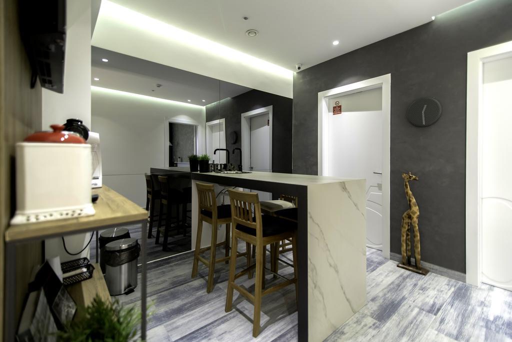 Urban Rooms Тирана Екстериор снимка