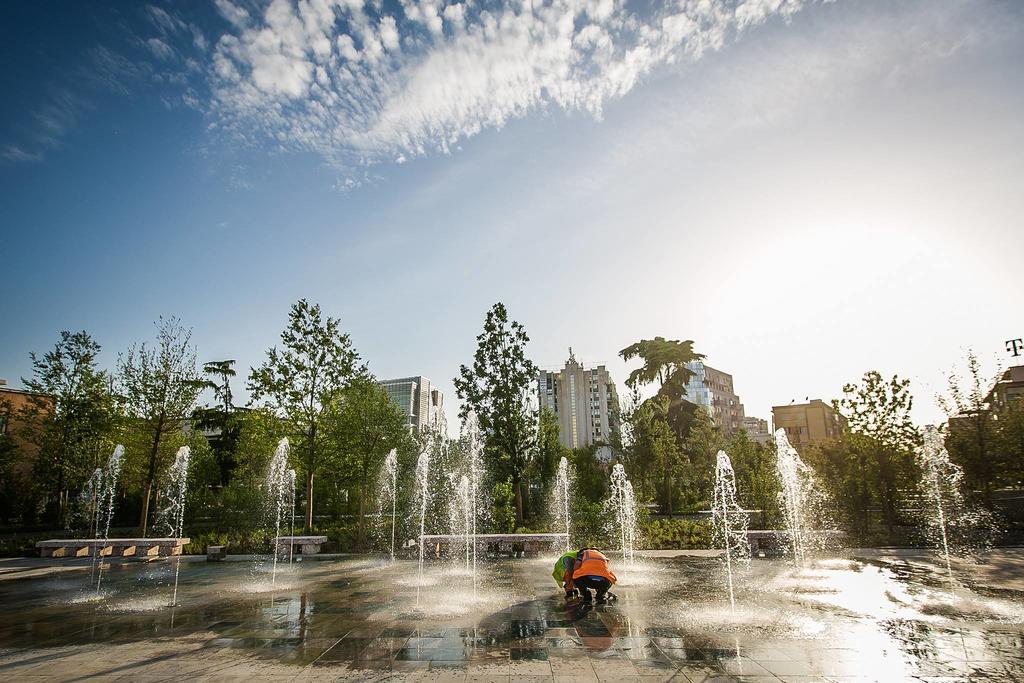 Urban Rooms Тирана Екстериор снимка