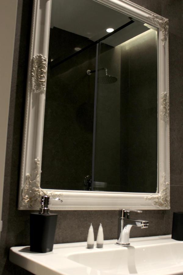 Urban Rooms Тирана Екстериор снимка